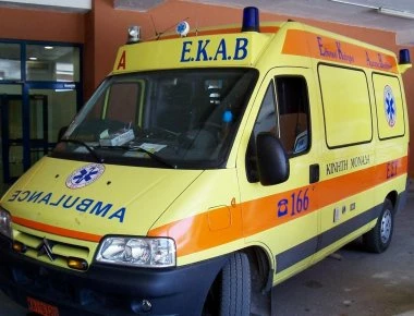 Τραγωδία στο Κερατσίνι: Στο νοσοκομείο 16χρονος - Έπεσε από βράχια, ενώ έβγαζε selfie!